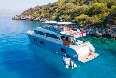 ЯХТА MY MOM - АНТАЛИЯ