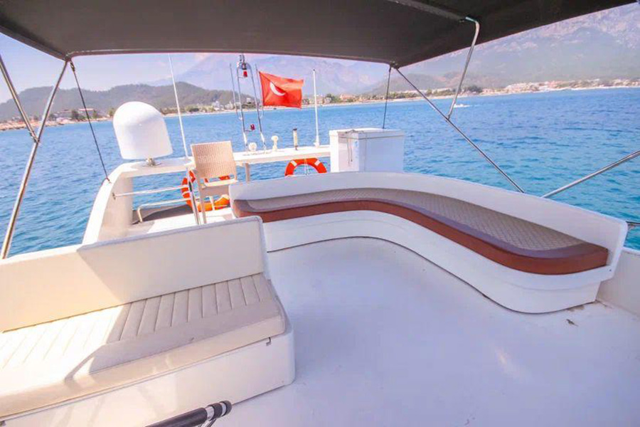 YACHT BELLUGA - KEMER