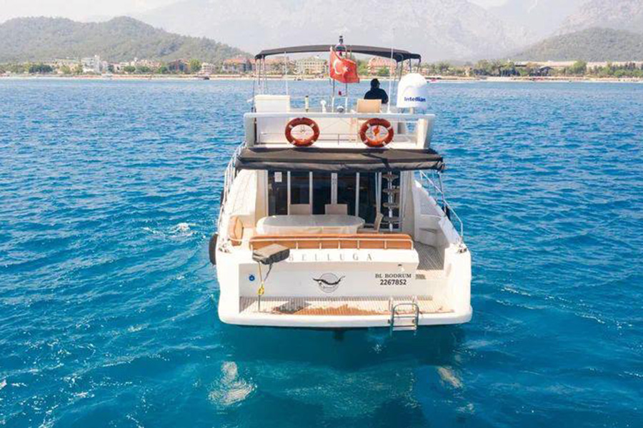 YACHT BELLUGA - KEMER