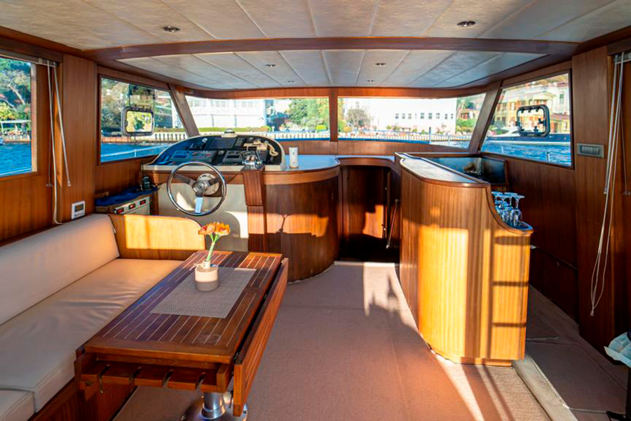 ЯХТА IST 01 - СТАМБУЛ