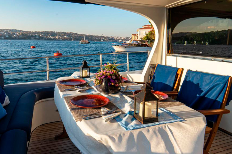 ЯХТА IST 01 - СТАМБУЛ