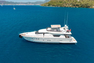 ЯХТА MIO AMORE - ГЕДЖЕК