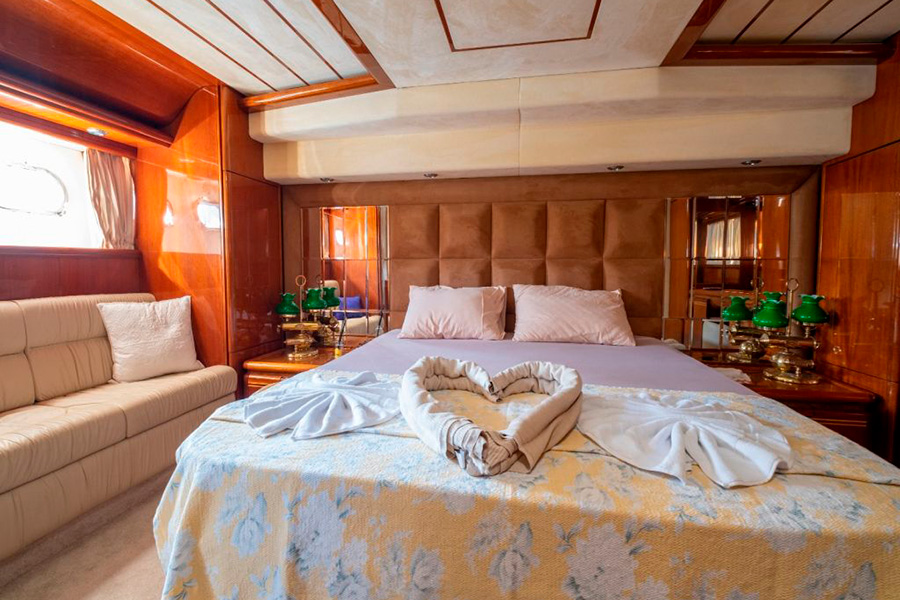 ЯХТА MIO AMORE - ГЕДЖЕК