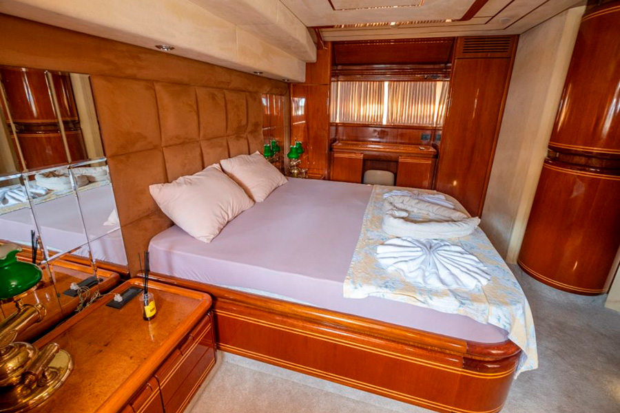 ЯХТА MIO AMORE - ГЕДЖЕК