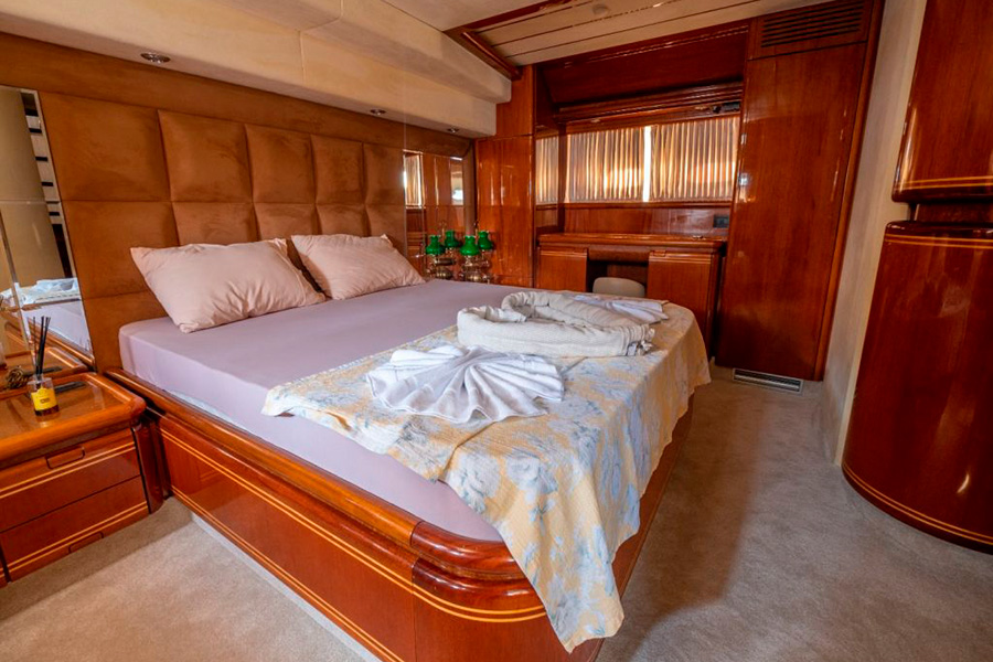 ЯХТА MIO AMORE - ГЕДЖЕК