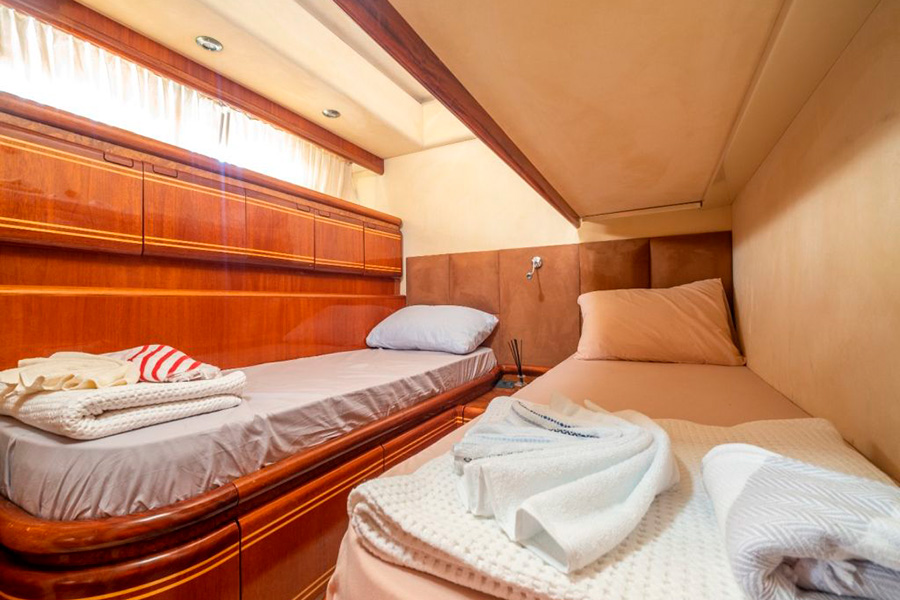 ЯХТА MIO AMORE - ГЕДЖЕК