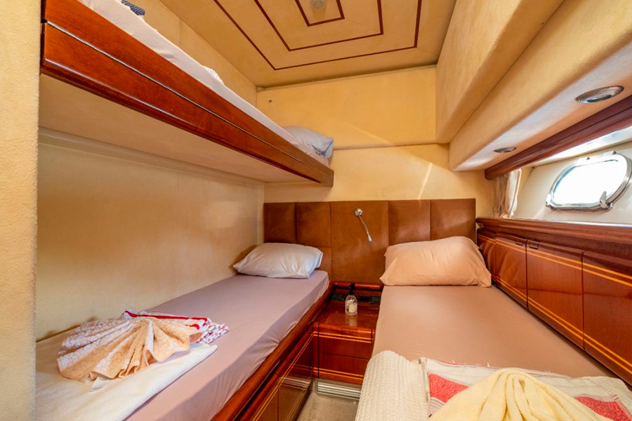 ЯХТА MIO AMORE - ГЕДЖЕК