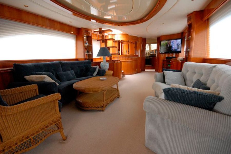 ЯХТА STOLI - ГЕДЖЕК