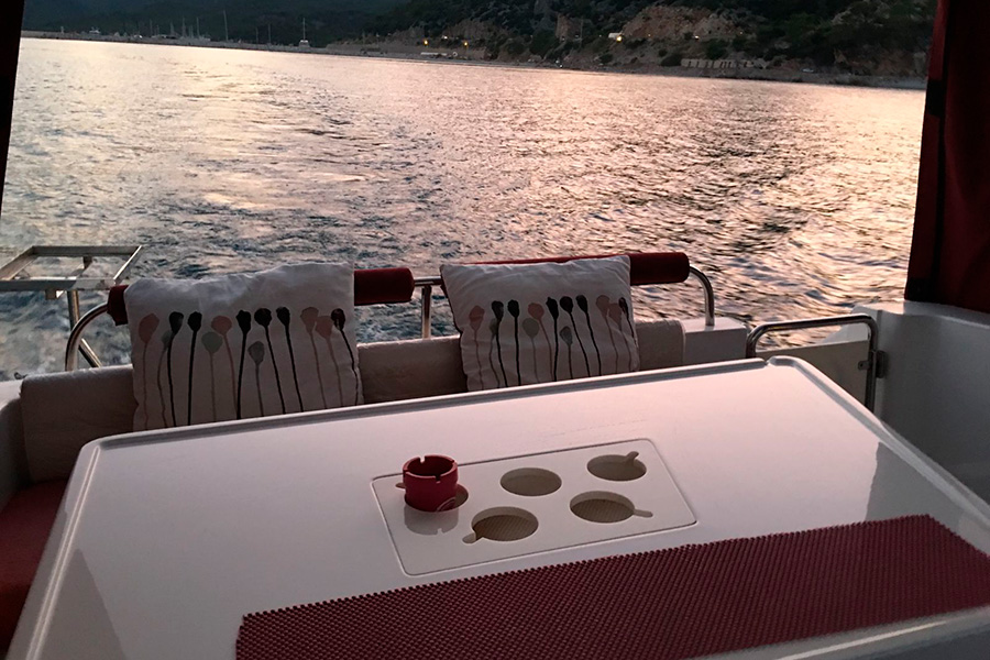 ЯХТА-КАТЕР VOLCANO - АНТАЛИЯ