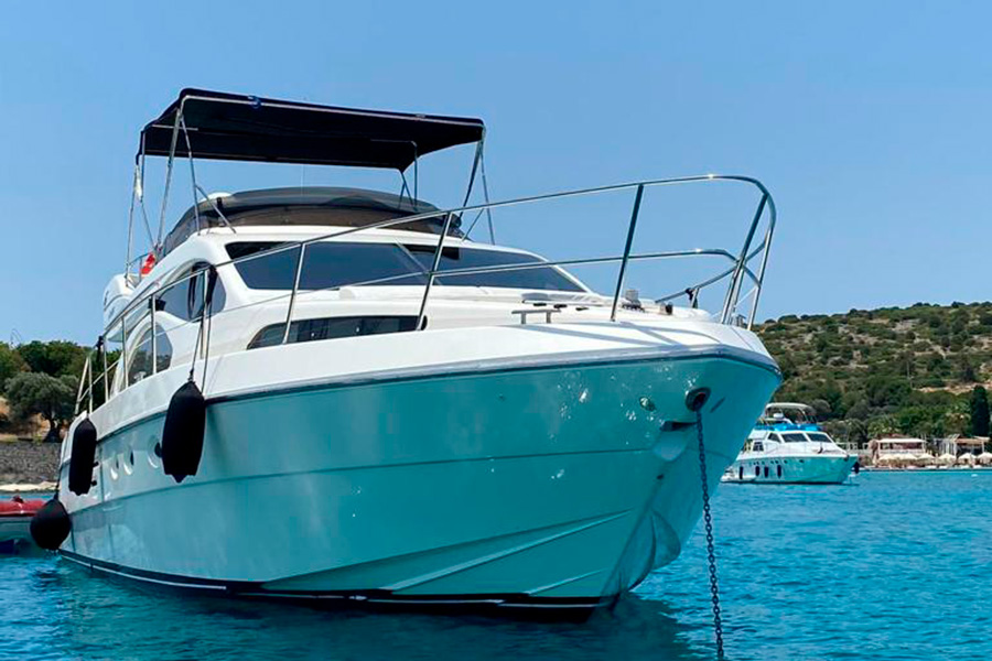 YACHT AZIMUT - IZMIR