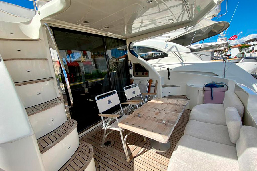 YACHT AZIMUT - IZMIR