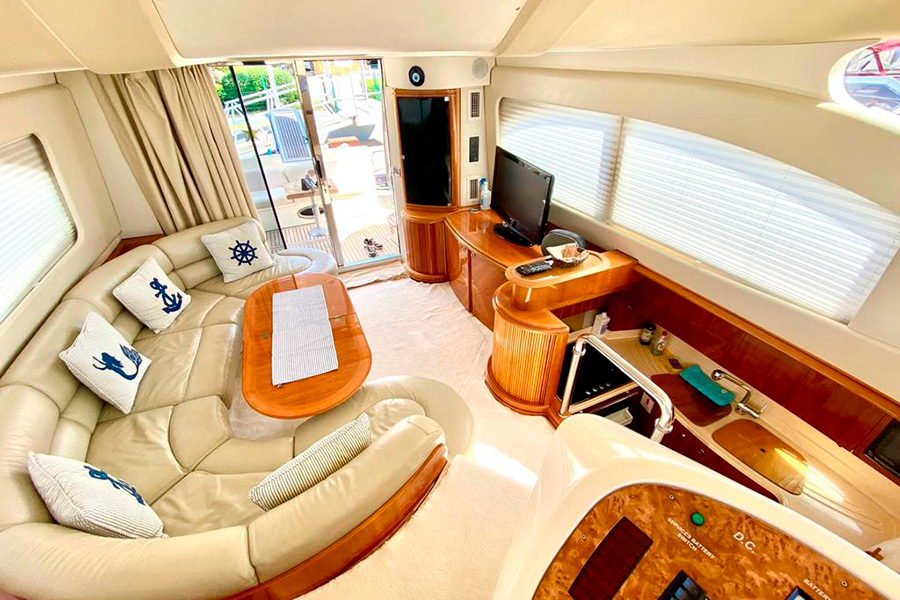 YACHT AZIMUT - IZMIR