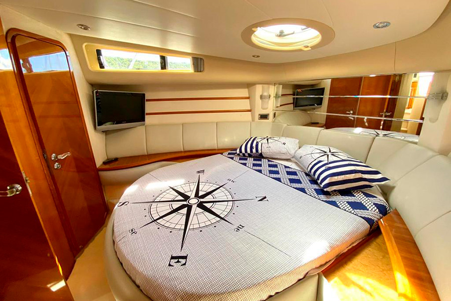 YACHT AZIMUT - IZMIR