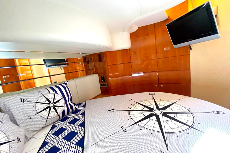 YACHT AZIMUT - IZMIR