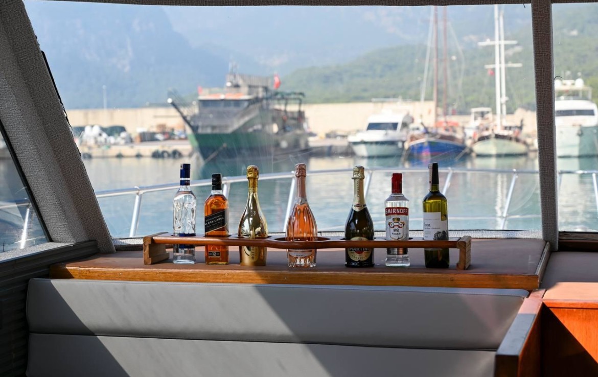 ЯХТА THE STORM - АНТАЛИЯ