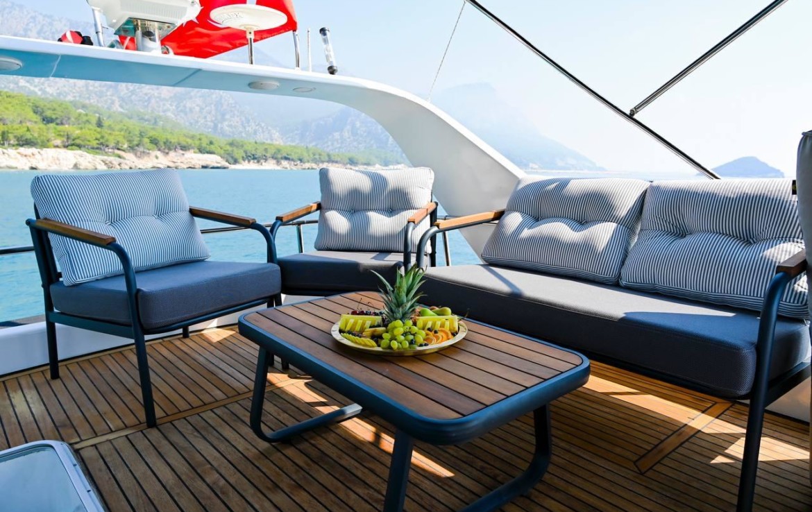 ЯХТА THE STORM - АНТАЛИЯ