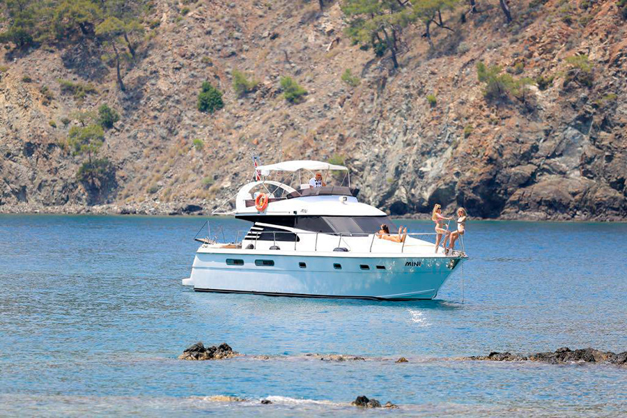 YACHT ASSOL – KEMER