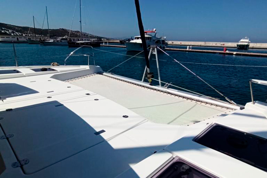 CATAMARAN LEOPARD - IZMIR