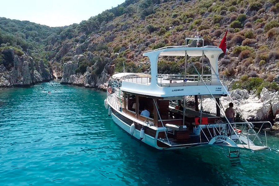 YACHT LARIMAR - KAŞ