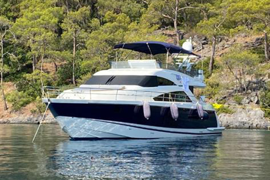 ЯХТА APSUVA - ГЁДЖЕК