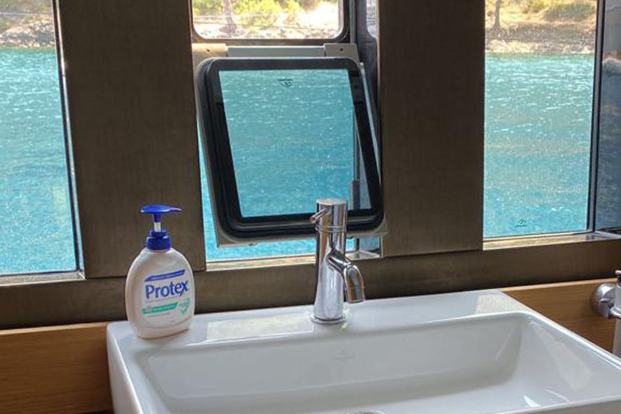 ЯХТА APSUVA - ГЁДЖЕК