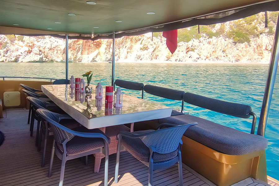 YACHT GÖKBÖRÜ - ANTALYA