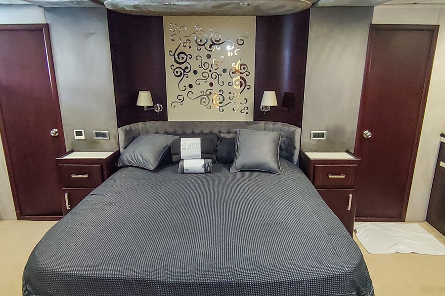 YACHT GÖKBÖRÜ - ANTALYA