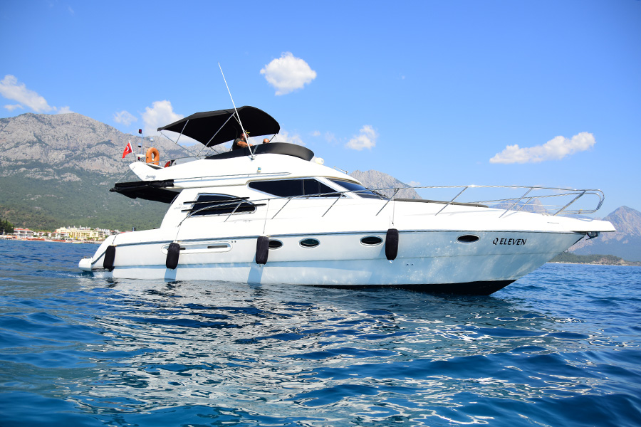 ЯХТА Q ELEVEN - КЕМЕР
