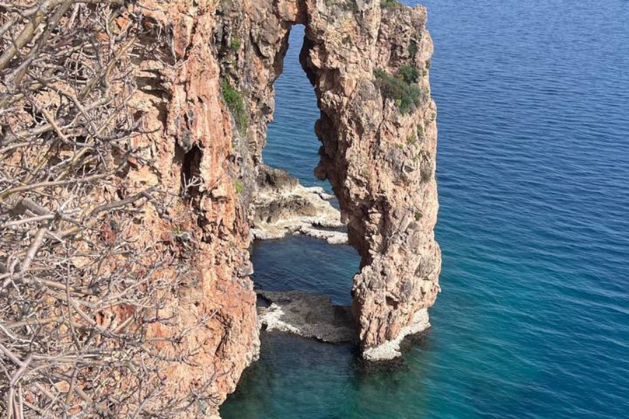 The peculiarities of the seas of Turkey