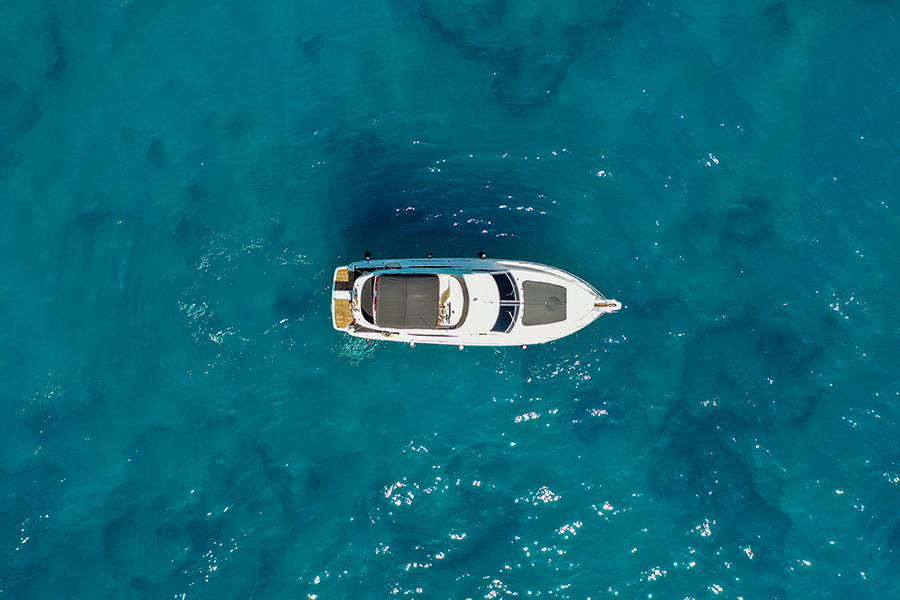 ЯХТА Q ELEVEN - КЕМЕР