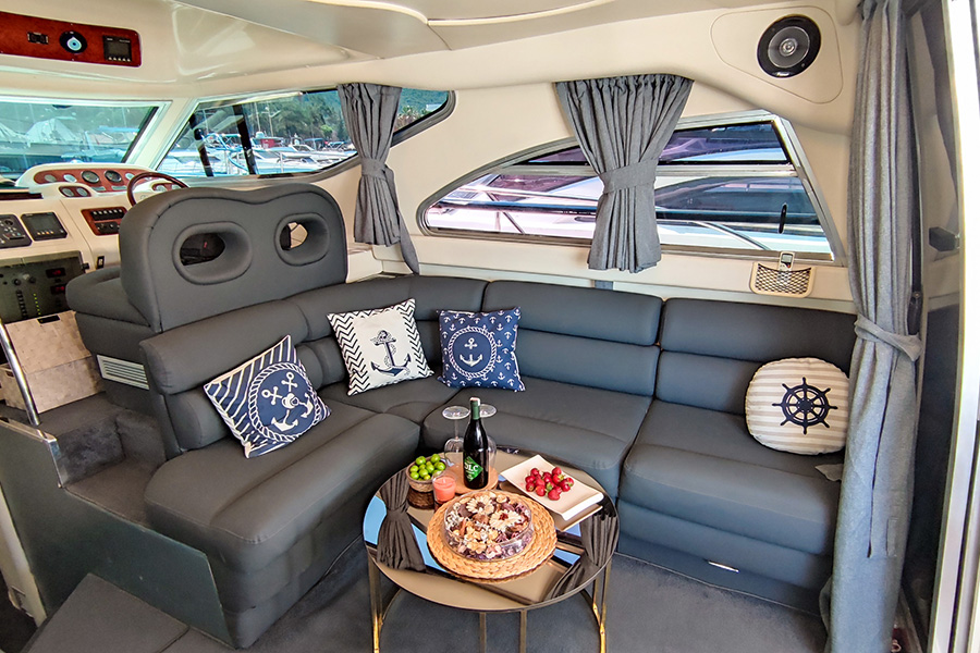 ЯХТА Q ELEVEN - КЕМЕР