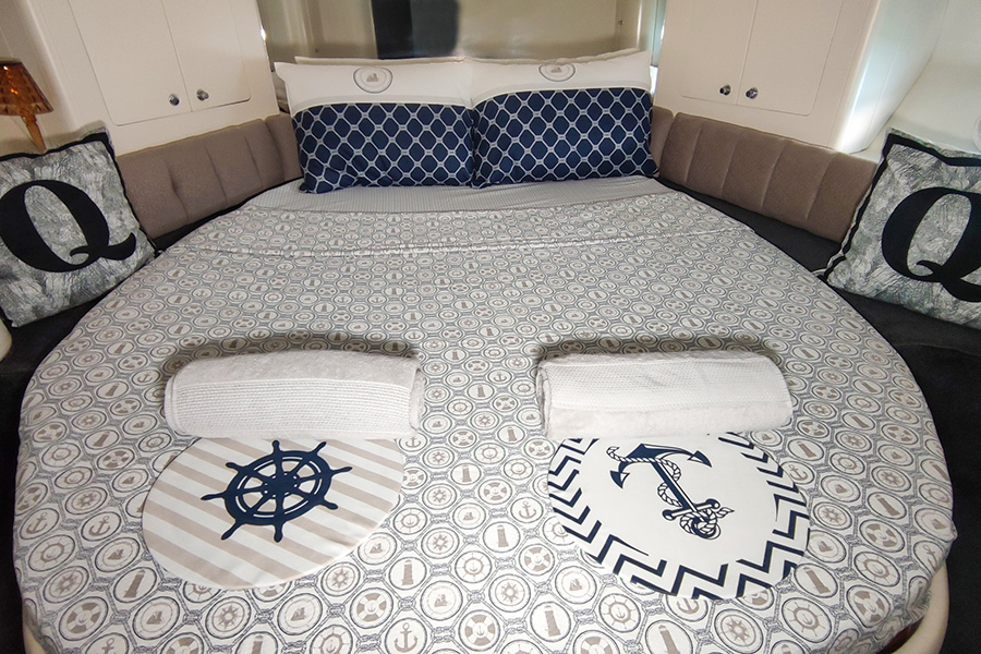 ЯХТА Q ELEVEN - КЕМЕР