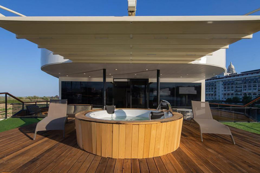 ЯХТА LIMITLESS - МАРМАРИС