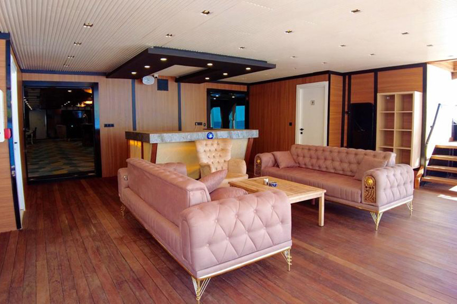 ЯХТА LIMITLESS - МАРМАРИС