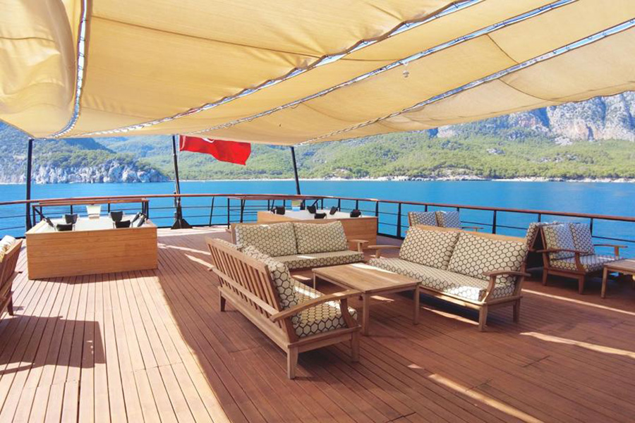 ЯХТА LIMITLESS - МАРМАРИС