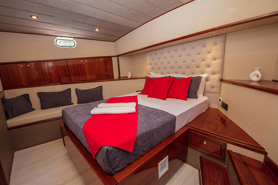 YACHT ROYAL RTT - GÖCEK