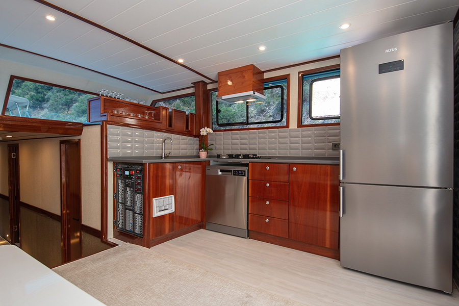 YACHT ROYAL RTT - GÖCEK