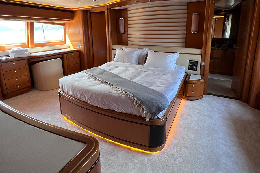 ЯХТА ARIELLA  - БОДРУМ