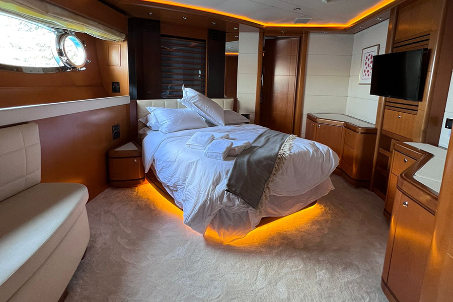 ЯХТА ARIELLA  - БОДРУМ