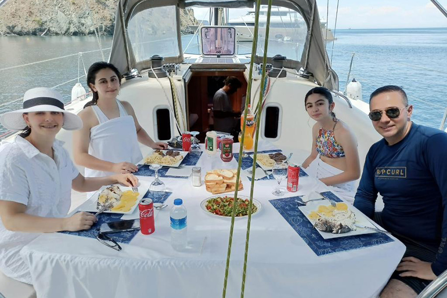 ПАРУСНАЯ ЯХТА HERA - КЕМЕР