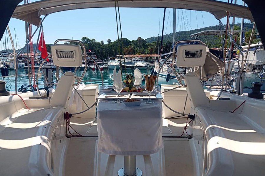 ПАРУСНАЯ ЯХТА HERA - КЕМЕР