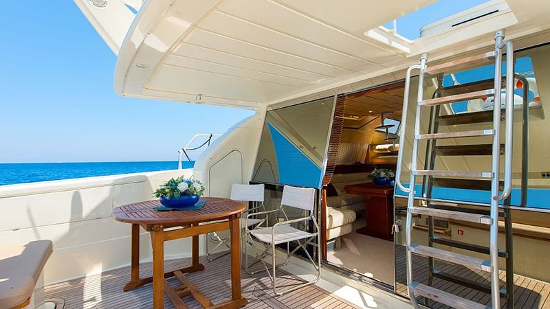 ЯХТА GÜLBAHÇE LUXURY - АЛАНЬЯ