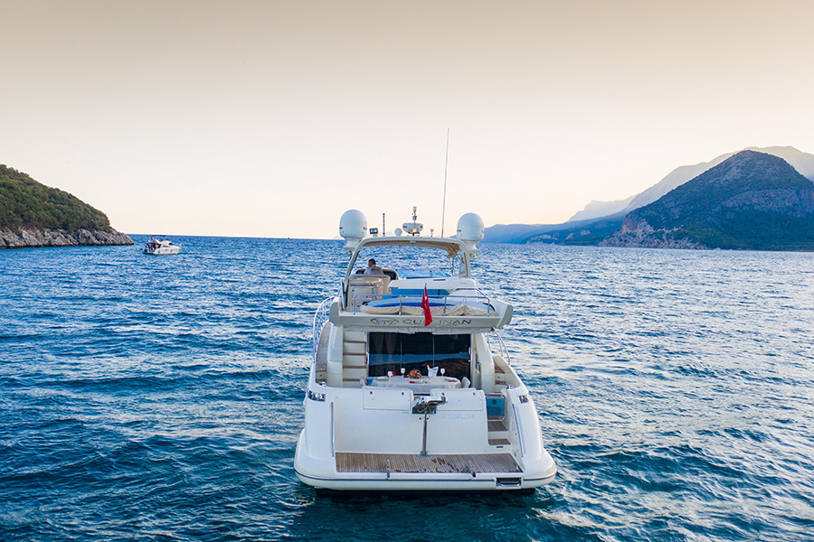 ЯХТА CULLINAN - АНТАЛИЯ