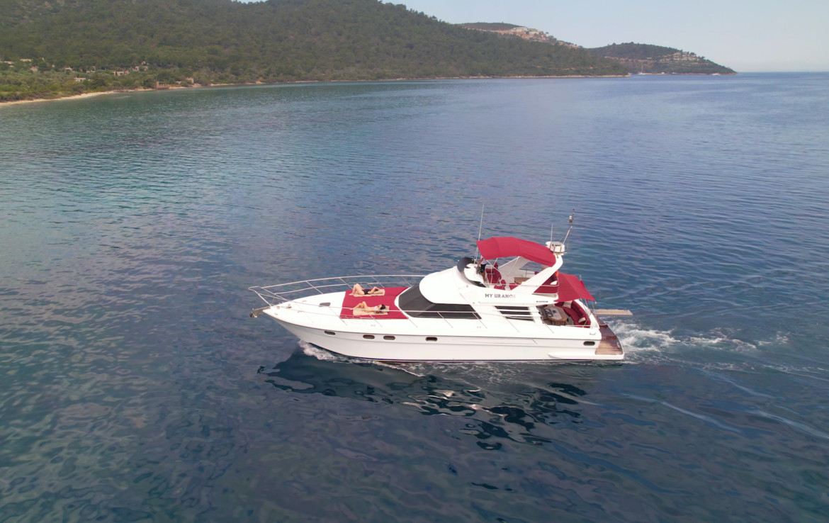 ЯХТА MY URANOS - БОДРУМ