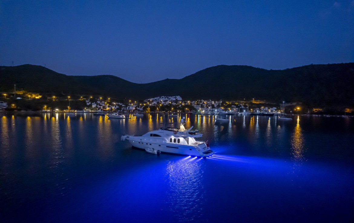 ЯХТА CONSENT 24 - БОДРУМ