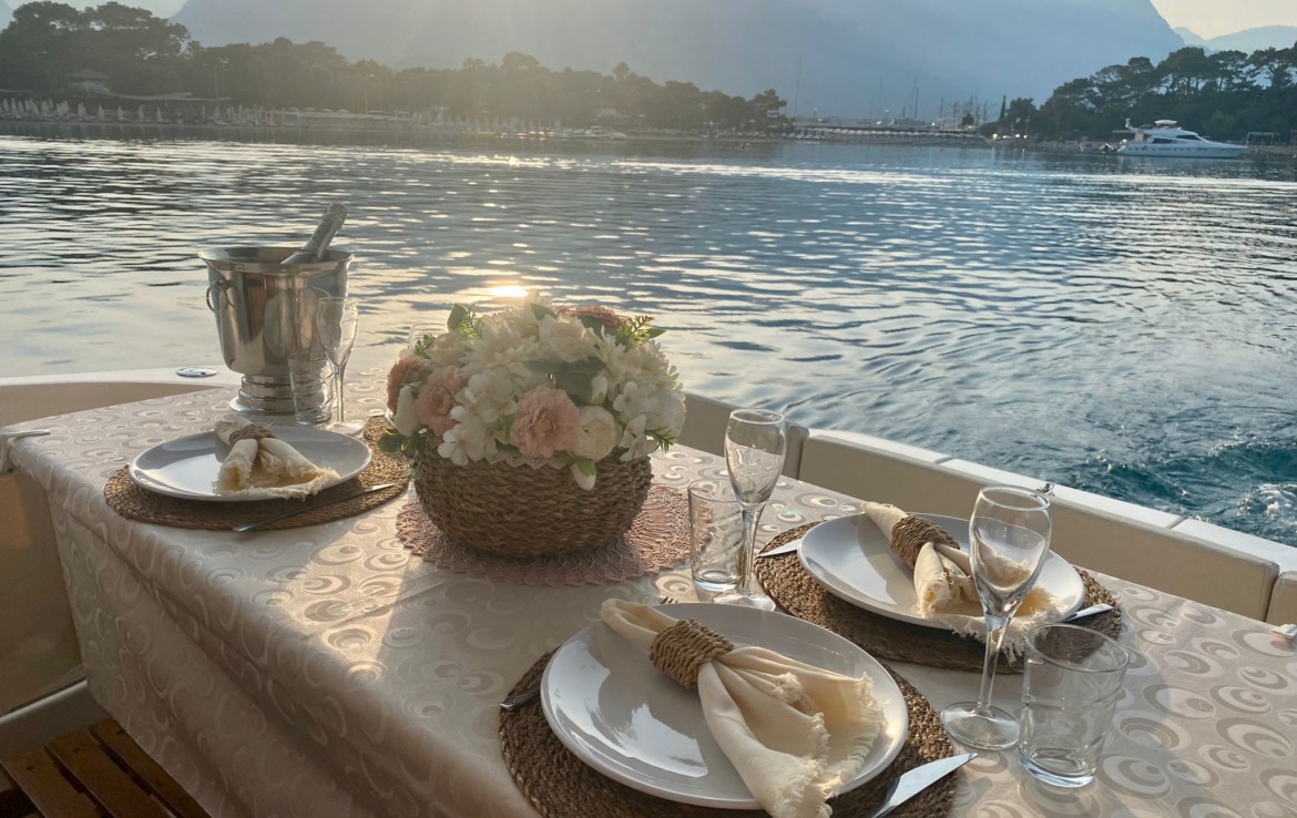 YACHT SEARAY - KEMER