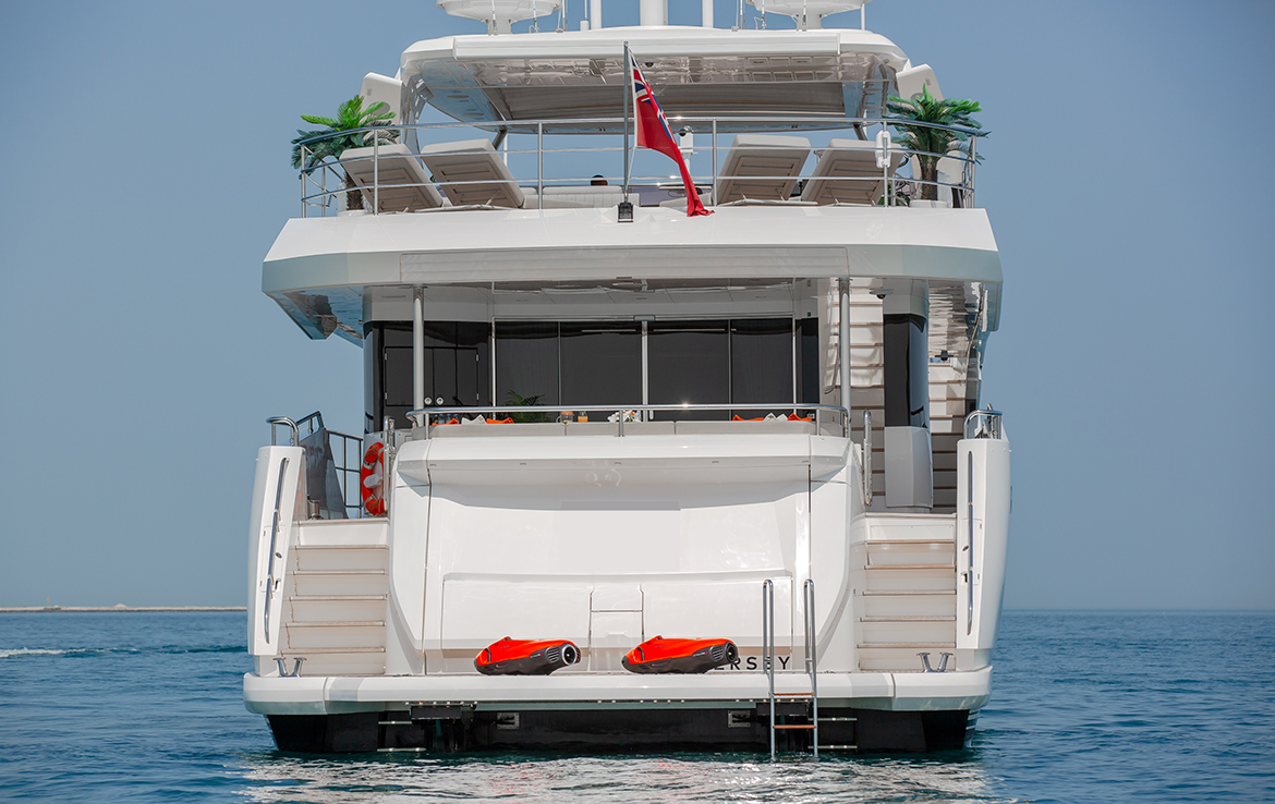 ЯХТА UAE-MOT-12 - ДУБАЙ