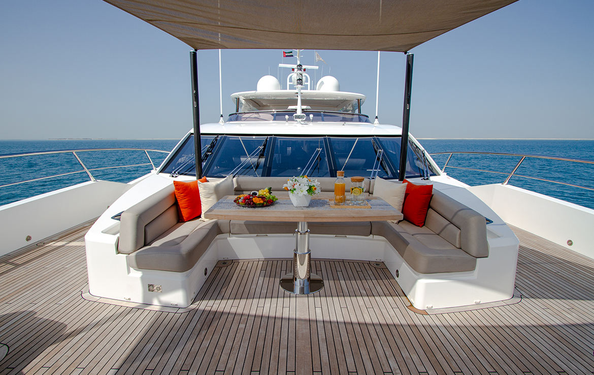 ЯХТА UAE-MOT-12 - ДУБАЙ