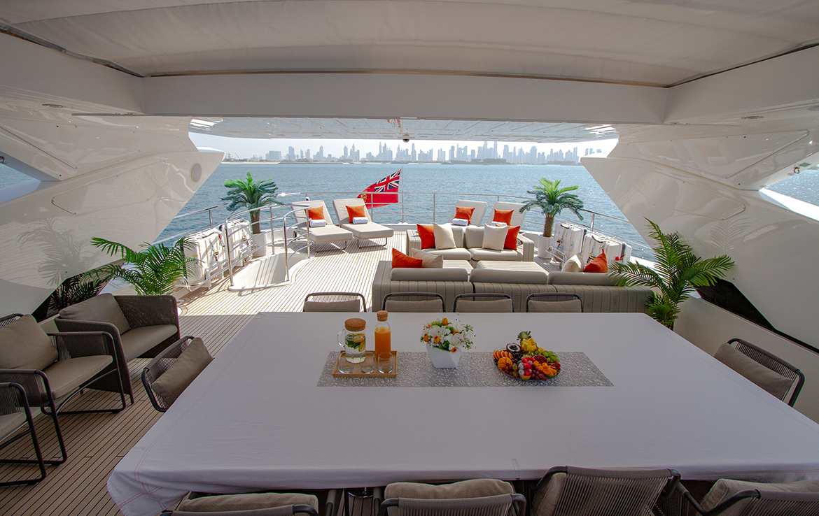 ЯХТА UAE-MOT-12 - ДУБАЙ