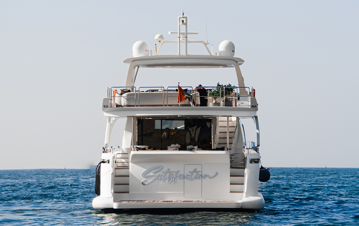 ЯХТА UAE-MOT-09 - ДУБАЙ